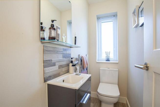 Cloakroom/WC