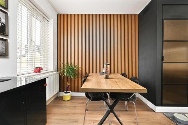 9 Cliftonville Road-tn388 (12).jpg