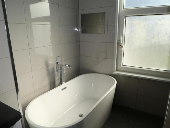 bath2.JPG