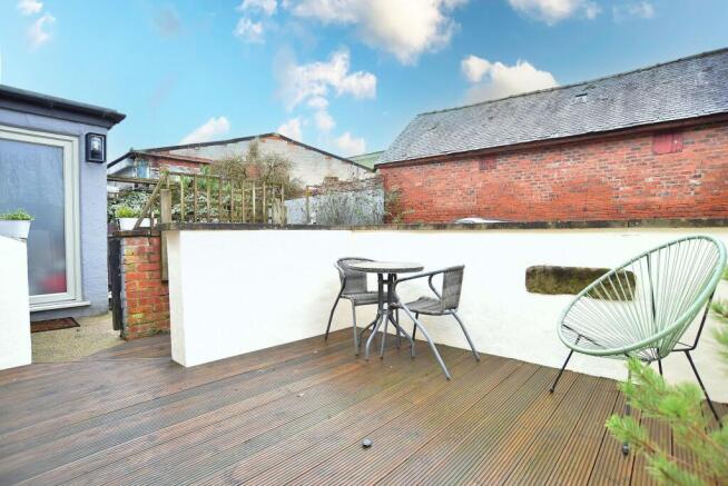 3 bed Terraced for sale Image 6