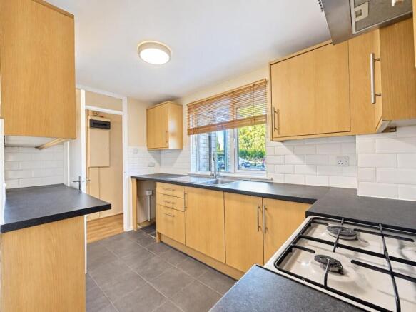 Kitchen_1.jpeg