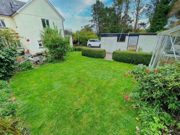 Rear Gardens.jpg
