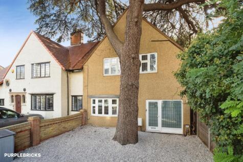 Church Hill, Loughton, IG10