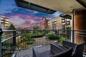 78, Providence Square, London SE1 2EB