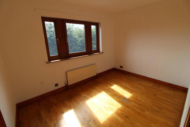 4 bed Not Specified to rent Image 6