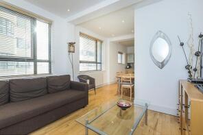 Flat 4, 6 Prospero House, Portsoken Street, London E1 8BZ