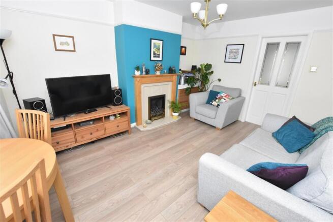 Living/Dining Room