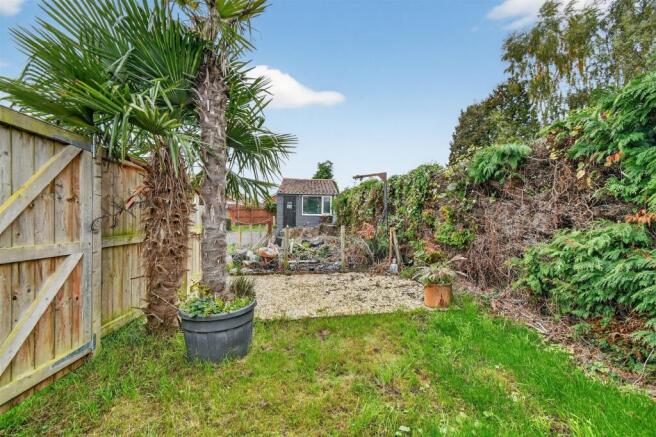 2 bed Terraced for sale Image 9