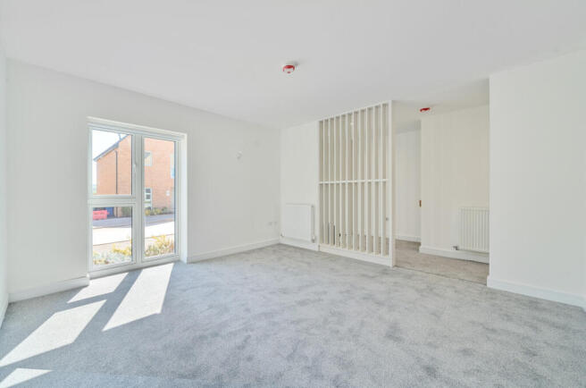 4 bed Detached to rent Image 4