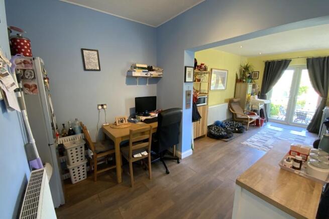 kitchen/dining room