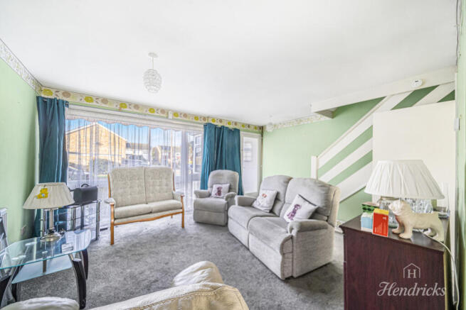 Bramble Road, Leigh-on-sea, SS9 5 photo 4