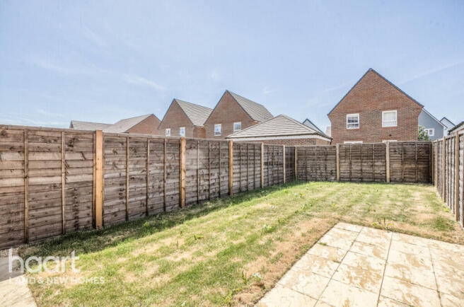 Farrow Place, Finchwood Park, Wokingham photo 4