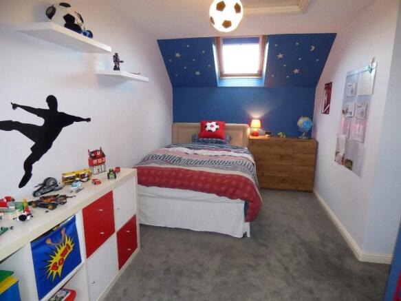 Photo 11
