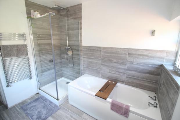 Bathroom (2)