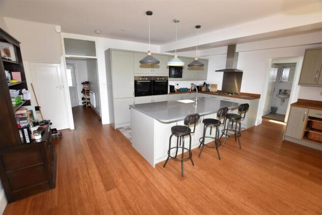 Kitchen/Breakfast/Dining/Lounge Room