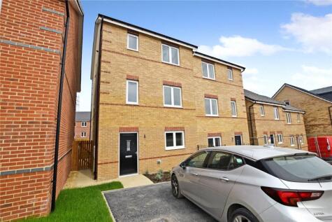 Little Wood Crescent, Wakefield, West Yorkshire