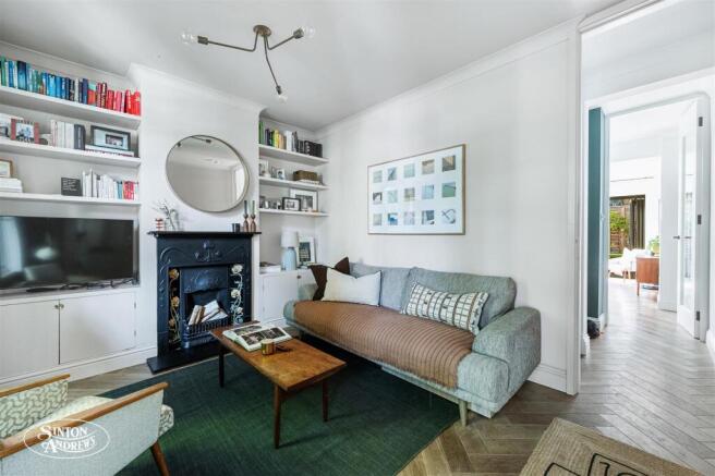 62 Cranmer Avenue-3.jpg