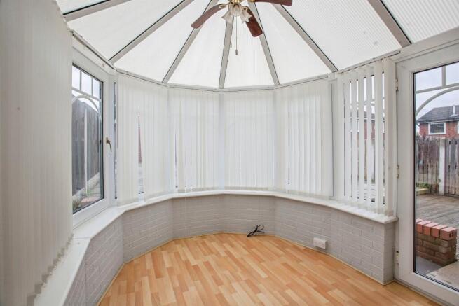 2 bed Semi-Detached for sale Image 5