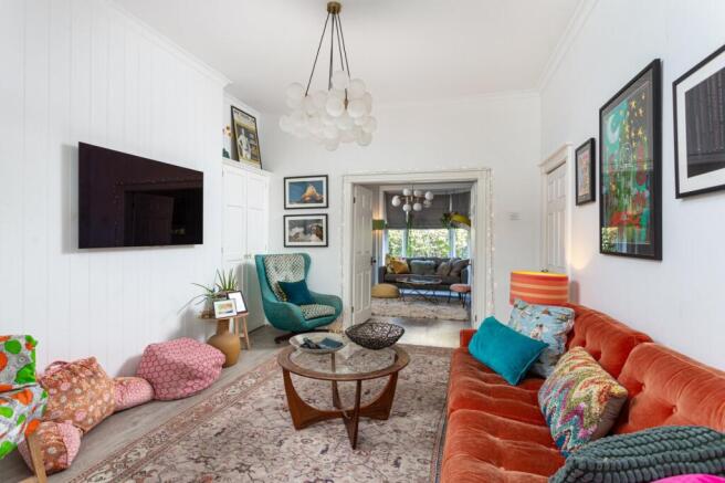 5 bed Terraced for sale Image 9