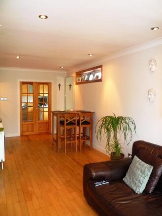 Lounge Dining