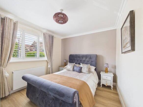 2 bed Detached Bungalow for sale Image 8