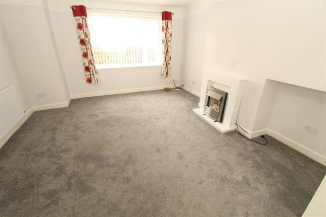 Lounge.JPG