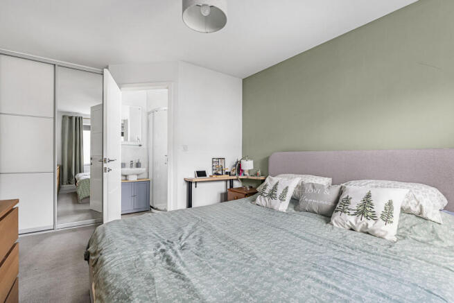 Principle bedroom...
