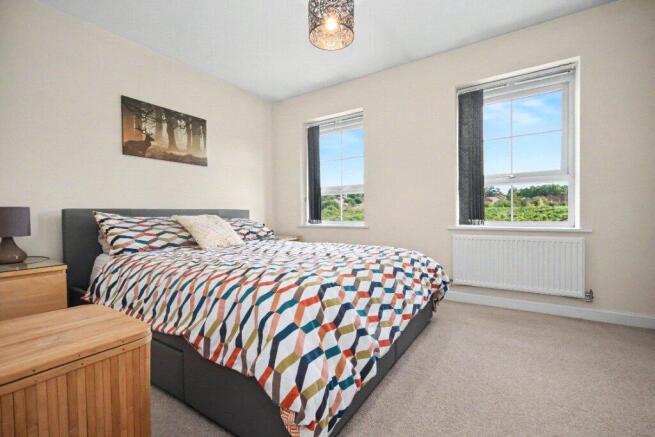 3 bed Terraced for sale Image 5