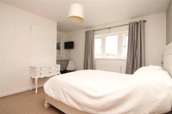 2 bed Town House for sale Image 7