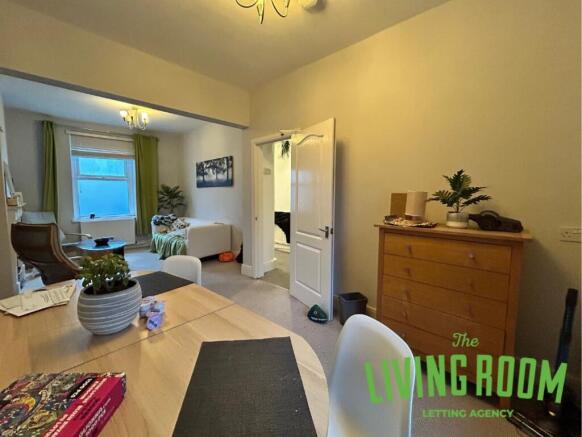 Lounge 1