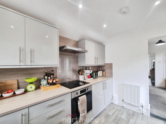 3 bed Semi-Detached for sale Image 12