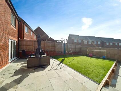 Holden Drive, Midway, Swadlincote, Derbyshire, DE11