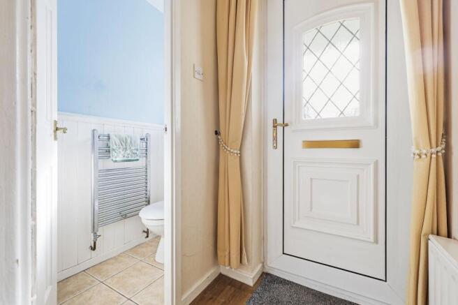 Entrance Hall / WC
