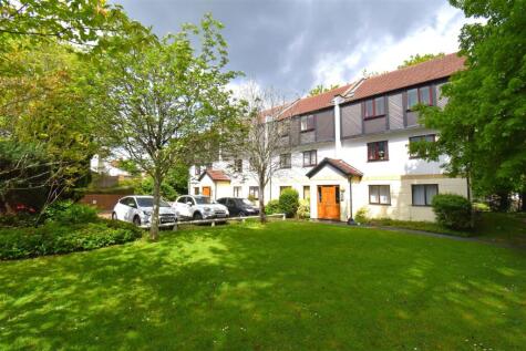 8 Pinefield, Eastfield Terrace, Bristol