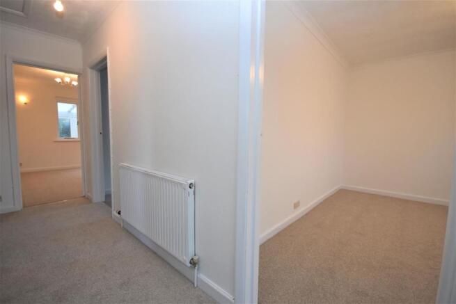 Hallway.JPG