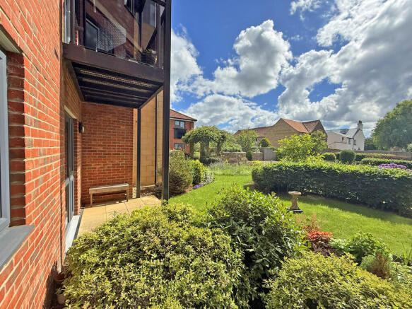1 bed Apartment for sale Image 8