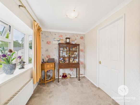 2 bed Park Home for sale Image 6