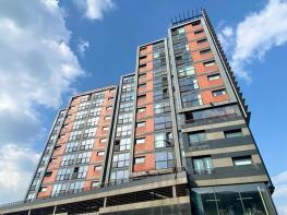 Flat 5/10, 72, Lancefield Quay, Glasgow G3 8JF