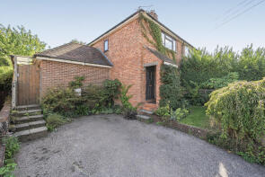 4, The Green, Pulborough RH20 3NL