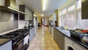 86, Willows Crescent, Birmingham B12 9ND