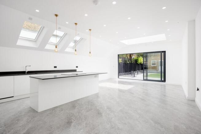 Kitchen/Dining