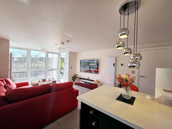 1 bed Flat for sale Image 5