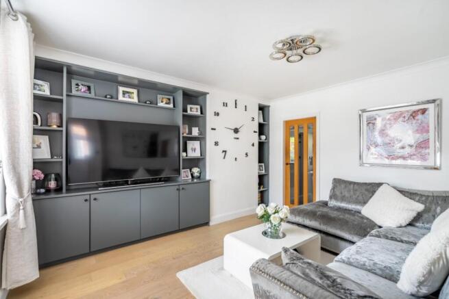 3 bed Semi-Detached for sale Image 5