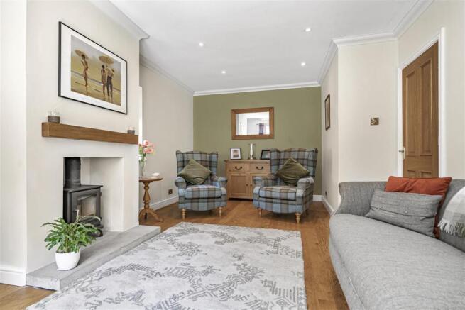 3 bed Semi-Detached for sale Image 12
