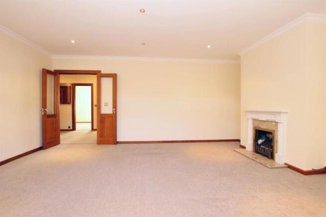lounge2.jpg