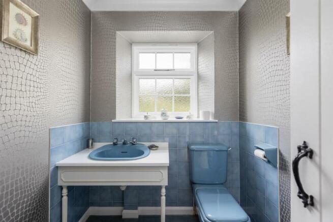 Cloakroom wc