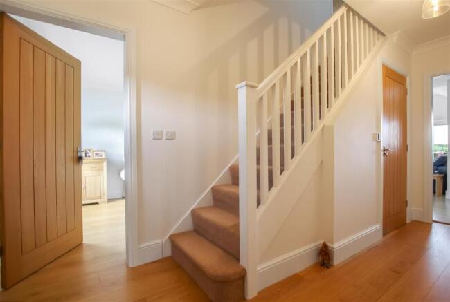 3 bed Detached for sale Image 12