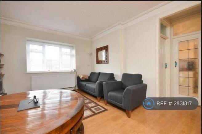 Lounge With Dining Table