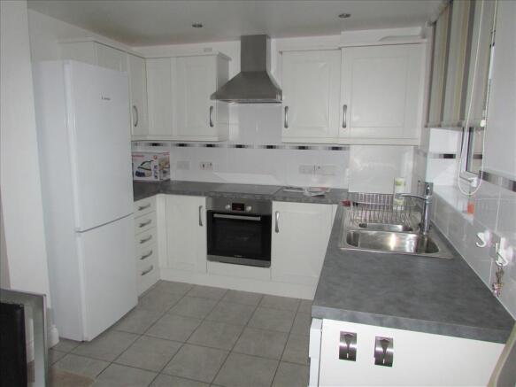 KITCHEN/BREAKFAST ROOM