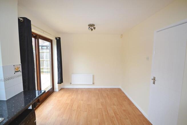 Kitchen/ Dining Room